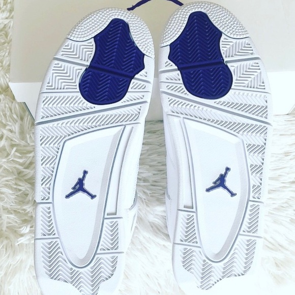 ‼️SOLD‼️ NIKE AIR JORDAN 4 RETRO SNEAKERS - Picture 9 of 11